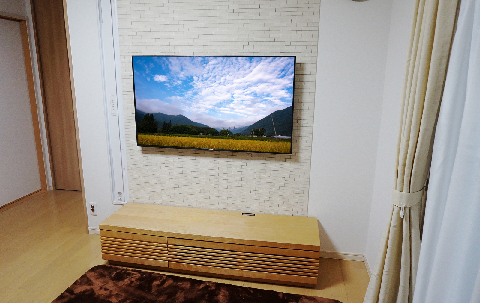 念願のテレビを壁掛けをジャストップ工法で実現 画像No.2