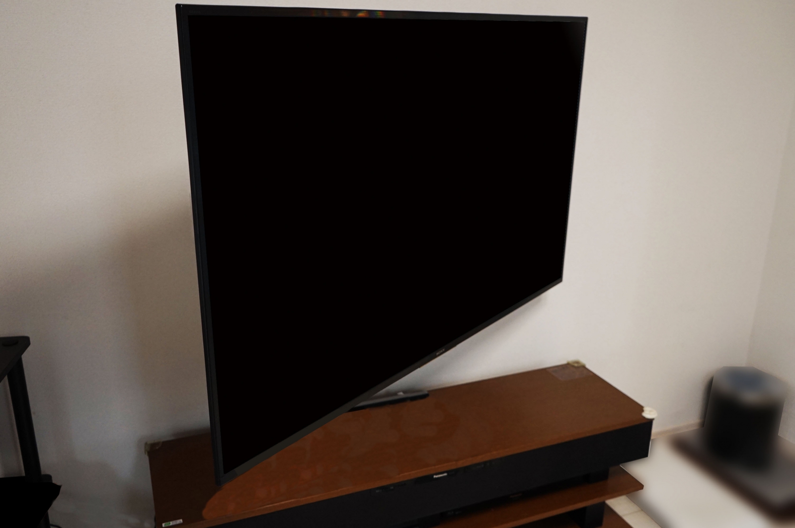 ソニー・55インチブラビア「KJ-55X7500F」のご購入をきっかけにリビングで壁掛け設置 画像No.1