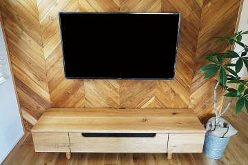 サーラ住宅様のモデルハウスに49インチのPanasonic・VIERA「TH-49FX500」を壁掛け施工させていただきました。
壁掛けイメージこだわられた木壁には高さもじっくりと厳選し、壁掛け施工させていただきました。

サーラタウン大林本畑(豊田市)のお泊りハウスにて実際にご覧いただけます。

https://sala-house.co.jp/tochi/search/all.html?product_id=676
サーラ住宅株式会社様ホームページURLです。